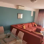 Cozy Two-bedroom * Zadar