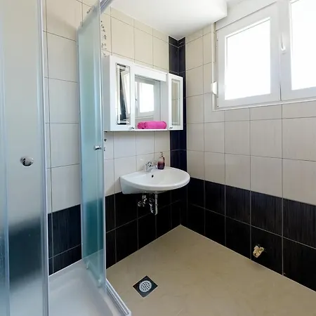דירה Cozy Two-bedroom *