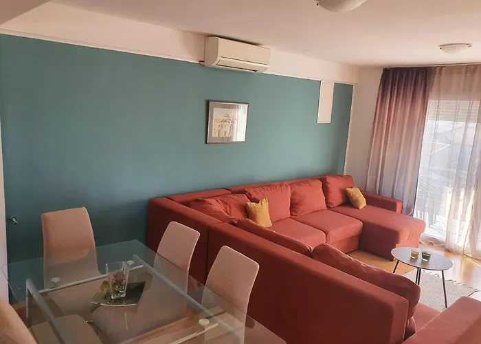 Cozy Two-bedroom * Zadar